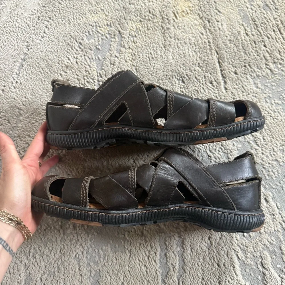 Timberland Holbrook fisherman Brown Leather closed toe sandals shoes vibram 11